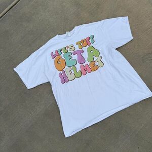 White cropped Life's Tuff Getta Helmet graphic tee- size 2XL